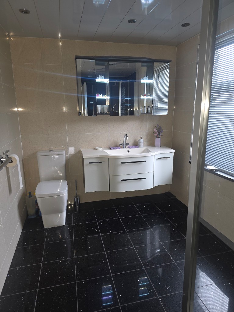 Aunty Dotty's bathroom in Briercliffe — still looking sharp fifteen years on